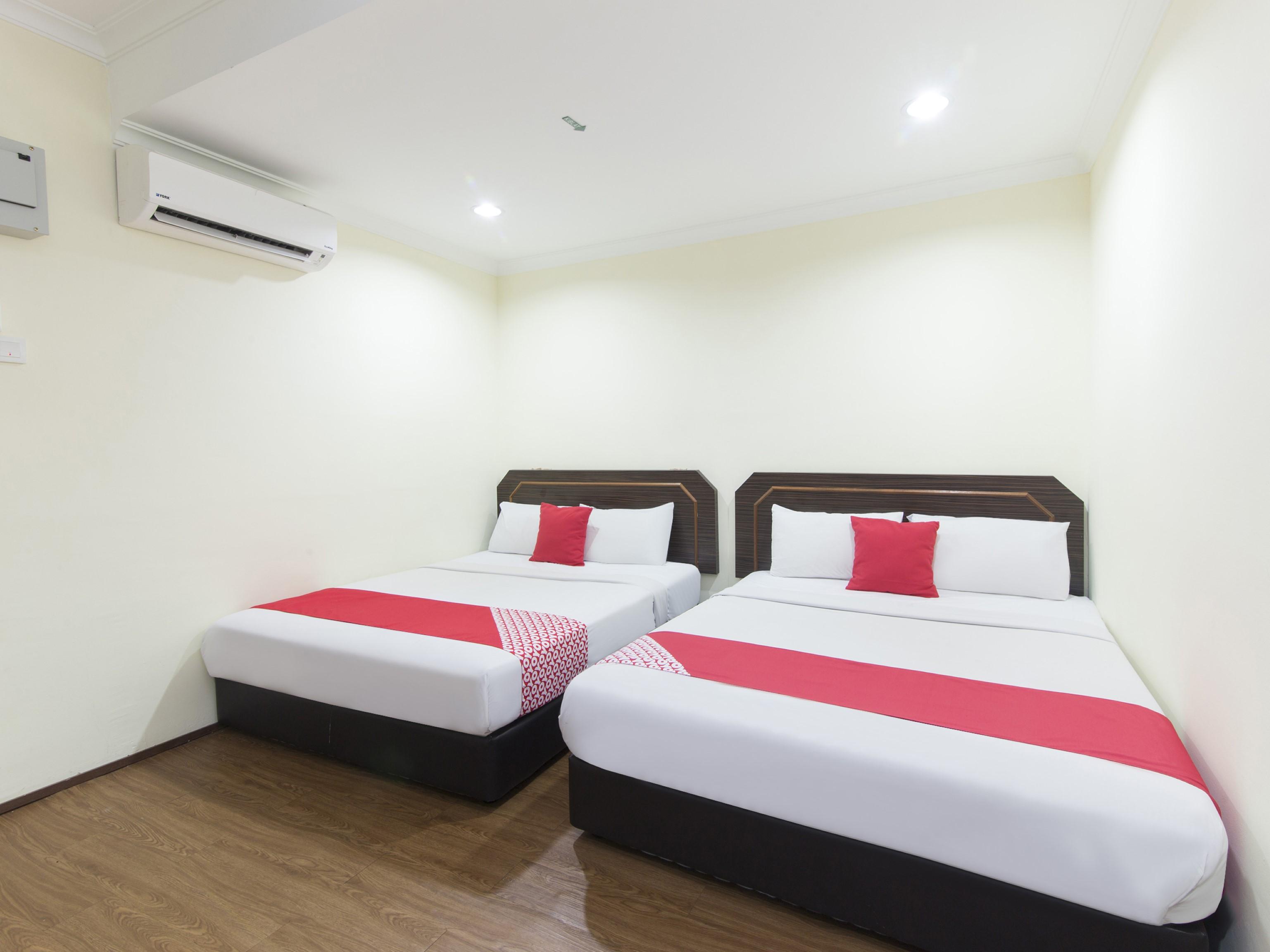 Oyo 327 Buddys Hotel Куала-Лумпур Экстерьер фото