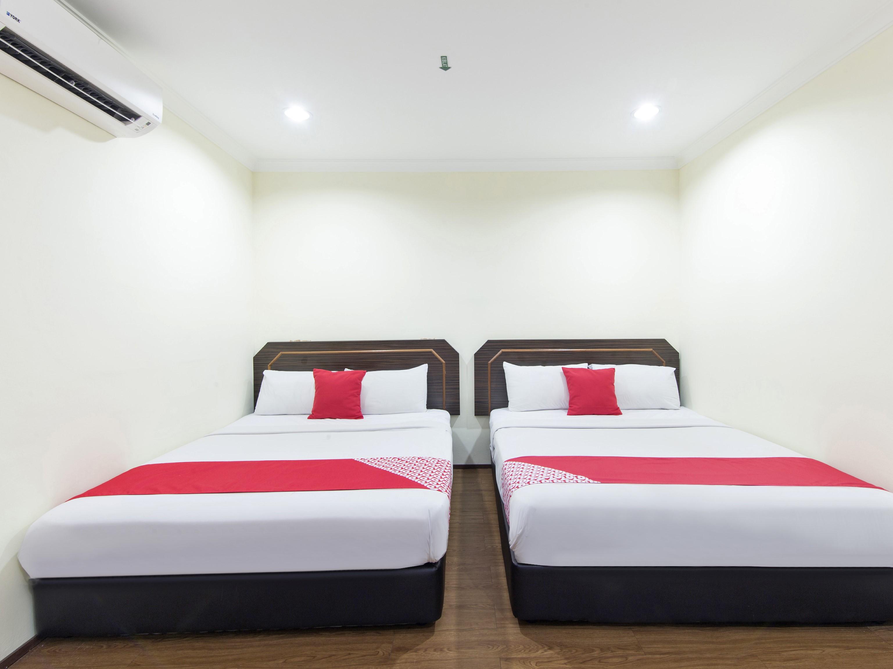 Oyo 327 Buddys Hotel Куала-Лумпур Экстерьер фото