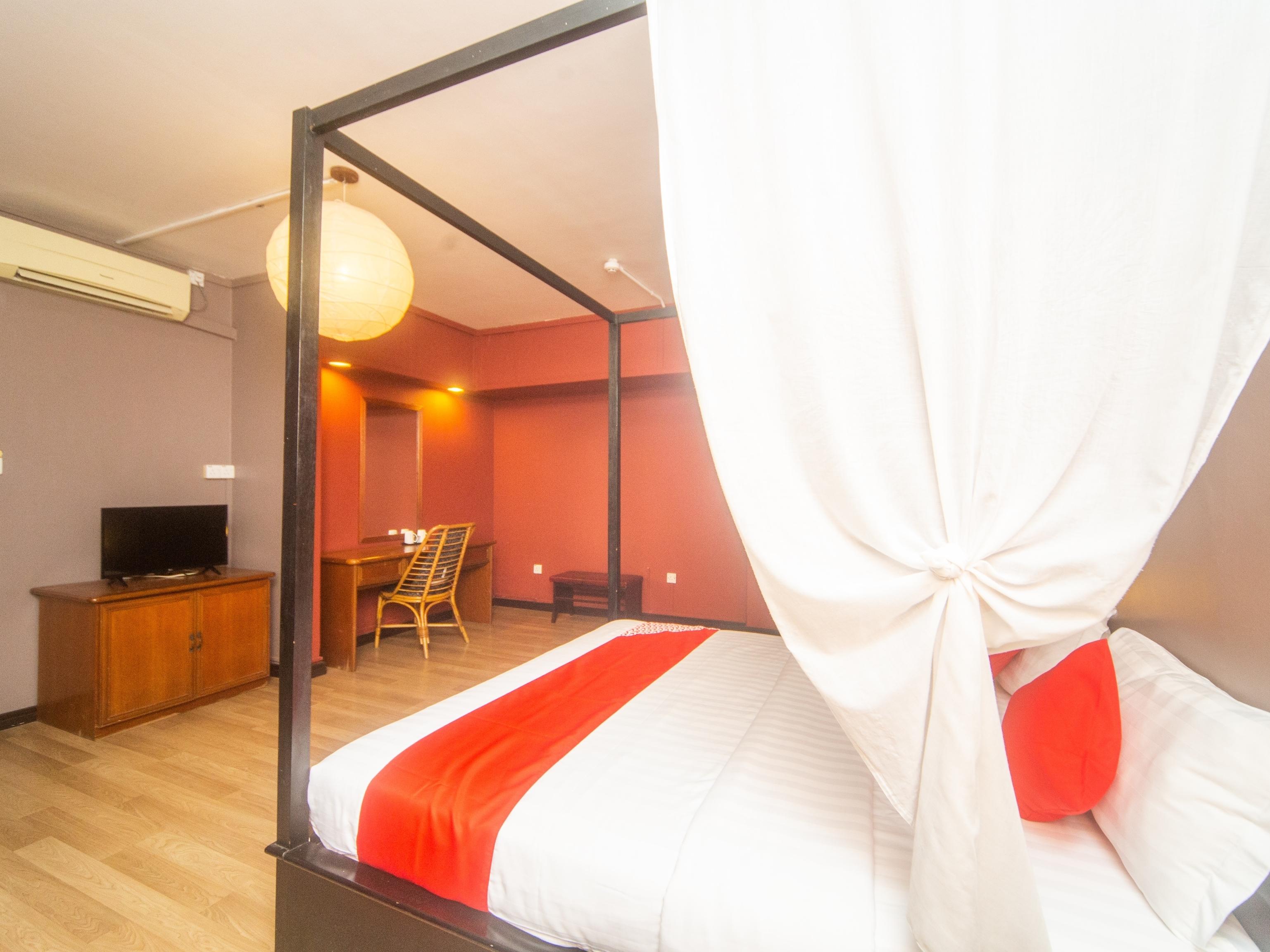 Oyo 327 Buddys Hotel Куала-Лумпур Экстерьер фото