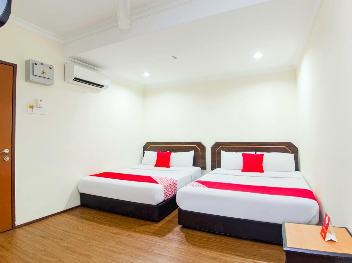 Oyo 327 Buddys Hotel Куала-Лумпур Экстерьер фото